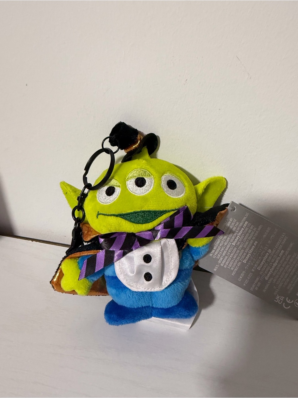 Disney Parks 2026 Halloween 🎃 Toy Story Green Alien Magician Bag Charm Keychain